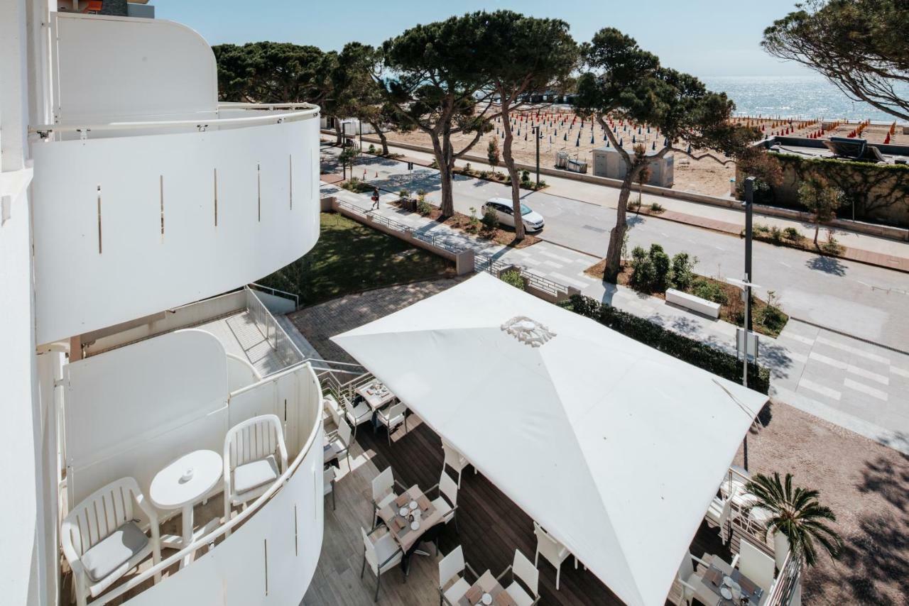 Hotel Luna Lignano Sabbiadoro Kültér fotó