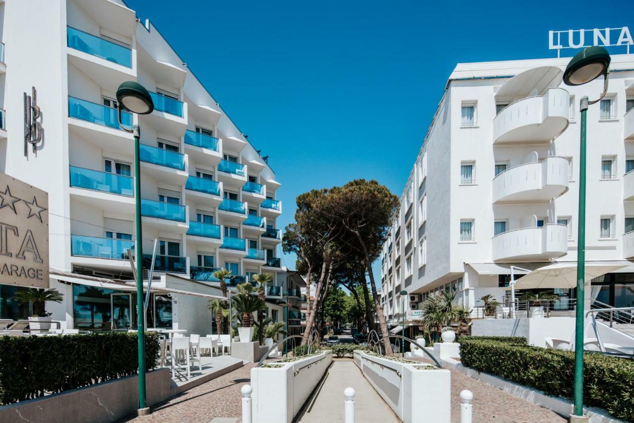 Hotel Luna Lignano Sabbiadoro Kültér fotó